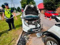 Kamień: Groźne zderzenie 3 aut! Jedna osoba w szpitalu.