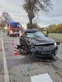 Wypadek w Dobrzewinie. 26-letnia kierująca w szpitalu.