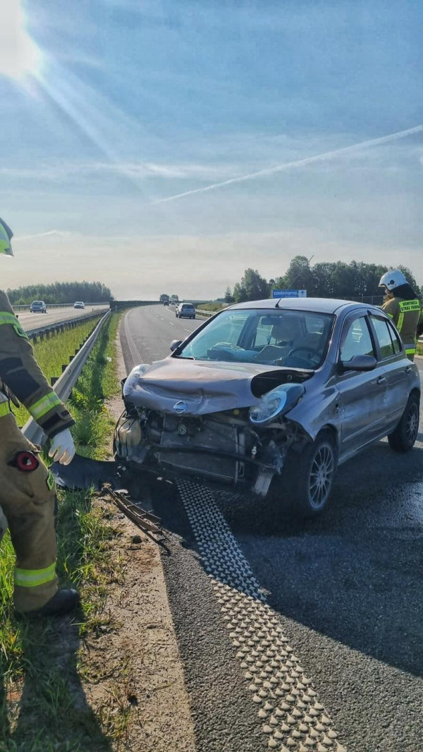 Kielno. 18 - latka z mandatem w wysokości 2000 zł.