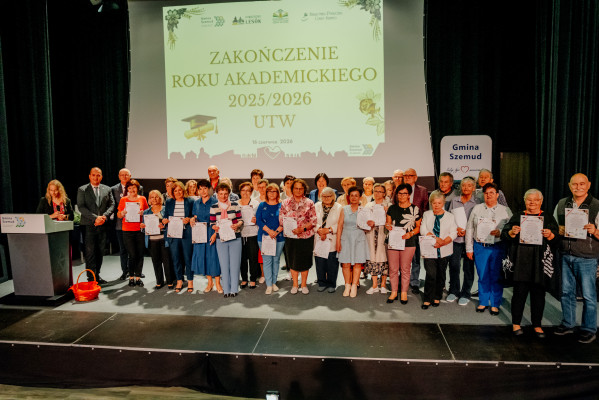 Trzeci rok UTW za nami. Rekordowe 250 świadectw i wielkie świętowanie!