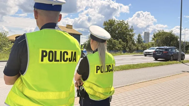 Wejherowo - Działania Jednoslad w powiecie wejherowskim. Ponad 160 skontrolowanych uzytkownikow rowerow i hulajnog 2.jpg