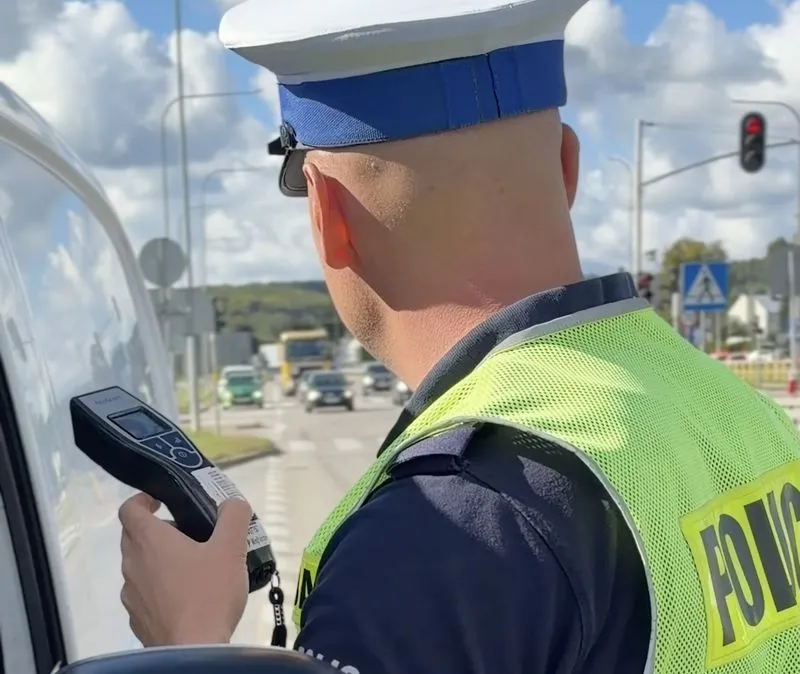 Bojano i Łebieńska Huta. Miał dożywotni zakaz, inny uciekał przed policją. 