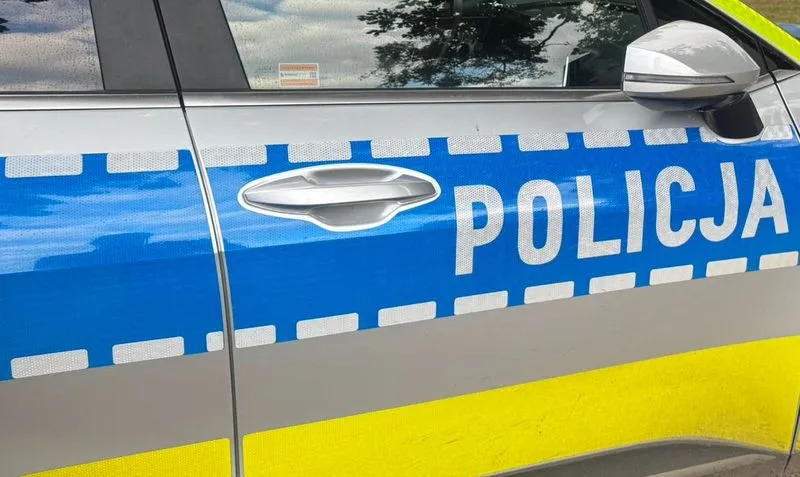 Od podejrzanego auta w Łebnie po nieznajomego pod drzwiami w Donimierzu. Bądźmy czujni, ale zachowajmy spokój.