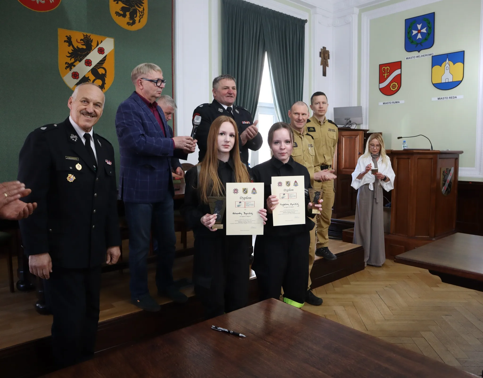 Uczennica z SP w Częstkowie wśród najlepszych ekspertów pożarnictwa w powiecie.